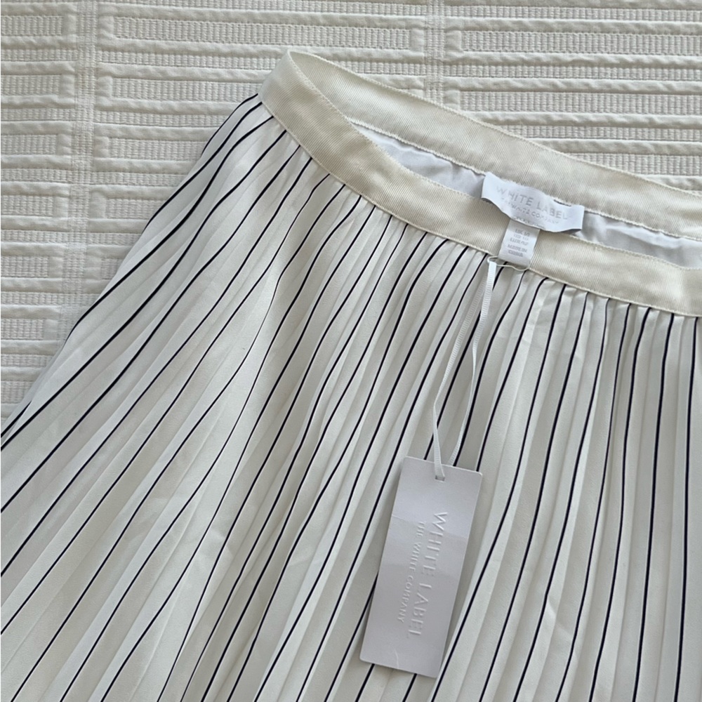 NWT The White Company Pleated white skirt - Picture 4 of 10